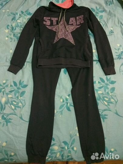 Спортивный костюм