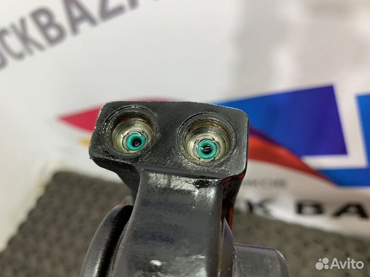 Цилиндр подъема кабины Renault T