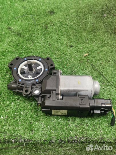 Мотор стеклоподъемника Hyundai Santa-Fe 2 SUV 2.2