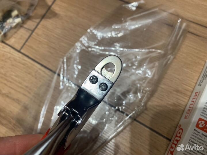 Ошейники, поводки 3 м, 5 м, ножницы для когтей