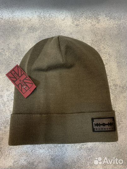 Шапка John Richmond