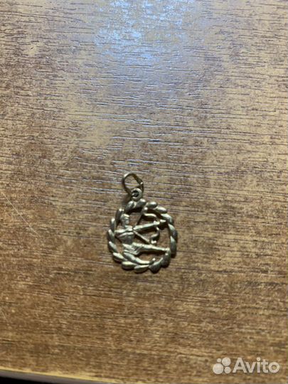 Золотая подвеска 585 проба