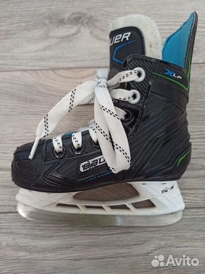 Хоккейные коньки bauer