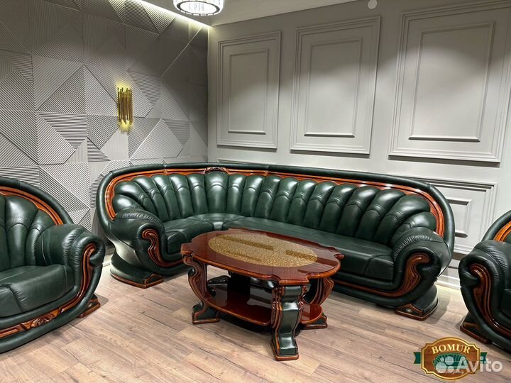 Угловой диван из натуральной кожи 