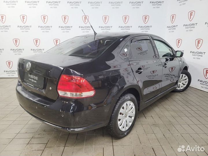 Volkswagen Polo 1.6 AT, 2012, 284 696 км