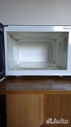 Микроволновая печь