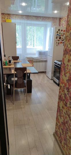 2-к. квартира, 47 м², 3/5 эт.