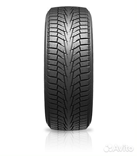 Hankook Winter I'Cept iZ 2 W616 225/60 R16 102T