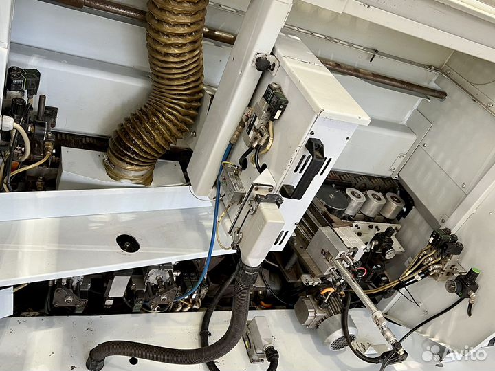 Кромкооблицовочный с прифуговкой brandt KDF 660C