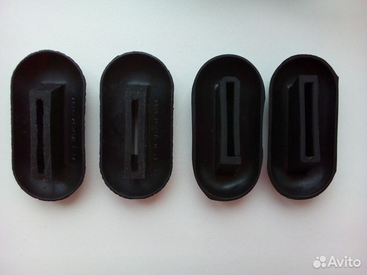 Уплотнители кронштейнов бампера ваз 2101, 21011