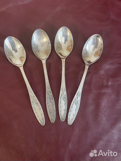 Наборы мельхиоровых ложек по 4 штуки