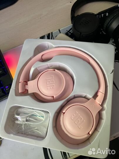 Беспроводные наушники jbl tune 700 bt