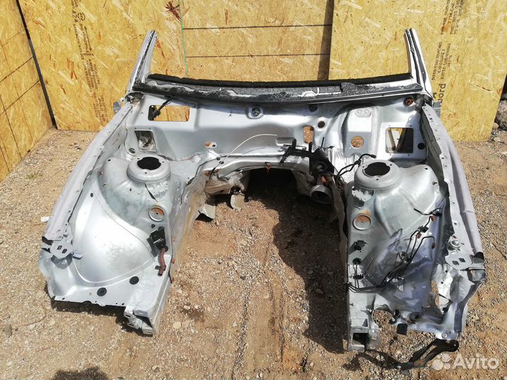 Часть для mercedes-benz S-Class (W220)