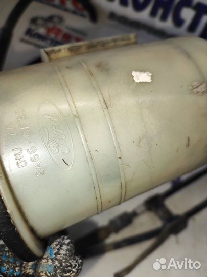 Бачок гидроусилителя руля Ford Scorpio (1986