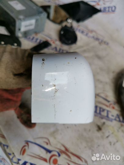 Крышка корпуса зеркала правого Ford Focus III (201