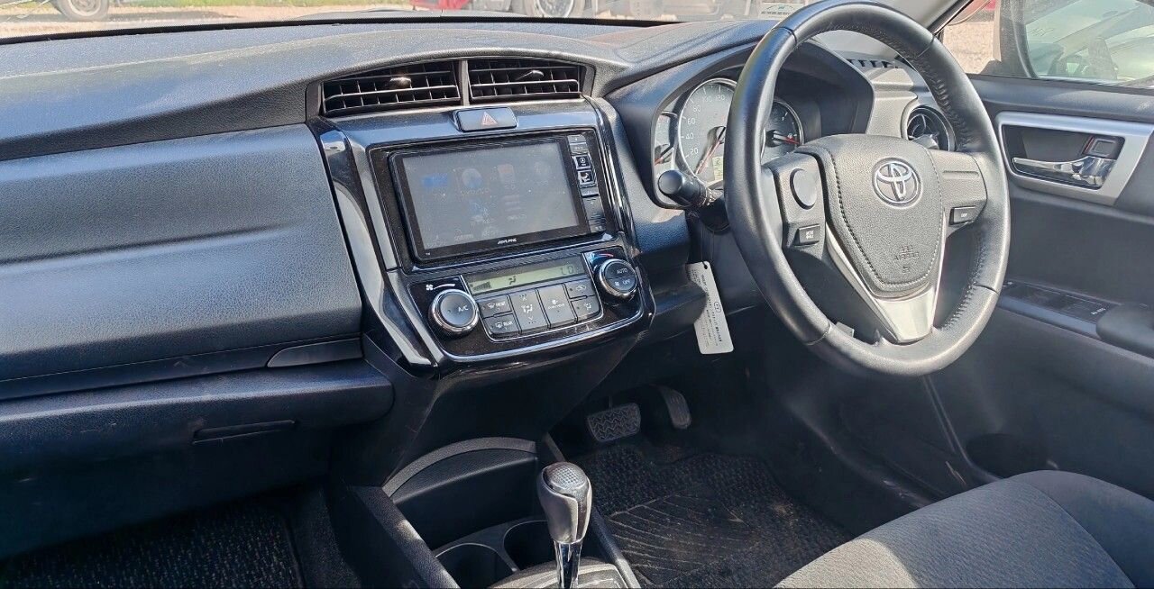 Toyota Corolla Axio: фото из отзыва