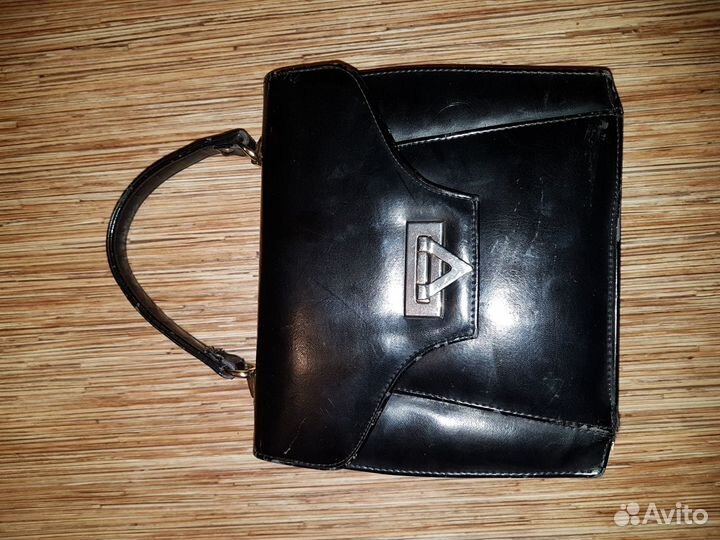 Аксессуары сумки женские разные