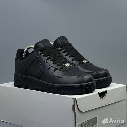 Nike Air Force 1 Black