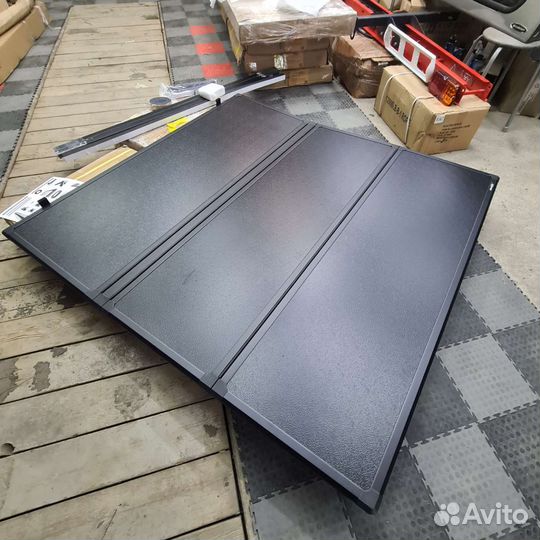 Крышка для кузова Mitsubishi L200 15+ 3х секц. Ал