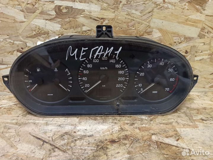 Панель приборов Renault Megane 1