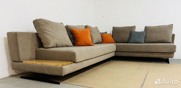 Угловой диван