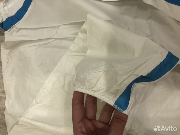 Защитный костюм