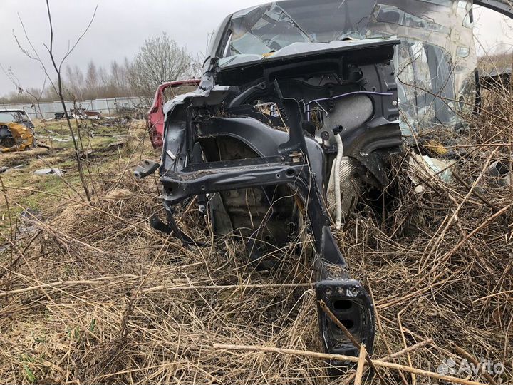 Лонжерон передний правый Audi Q7 2005 2015