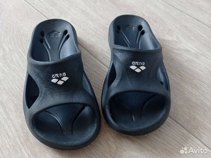 Плавки, шапочка для плавания, сланцы