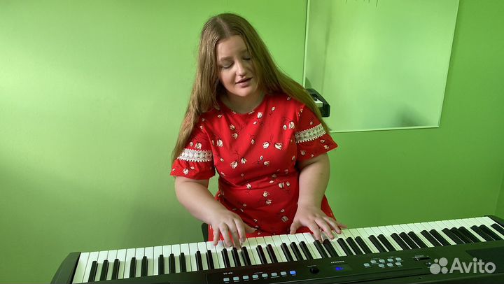 Преподаватель по фортепиано, сольфеджио, вокалу