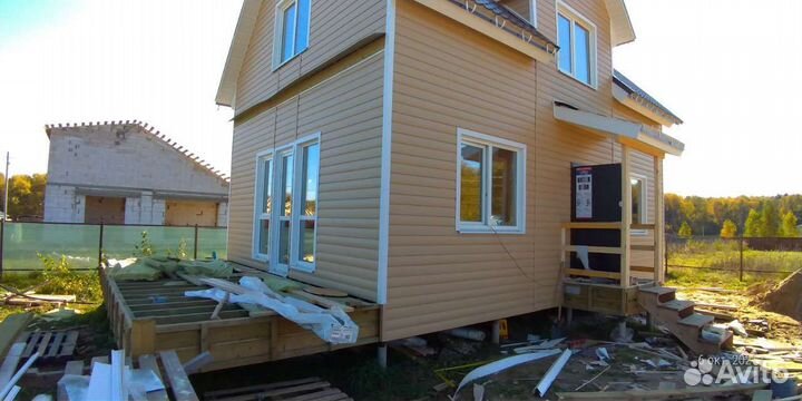 Бригада строителей