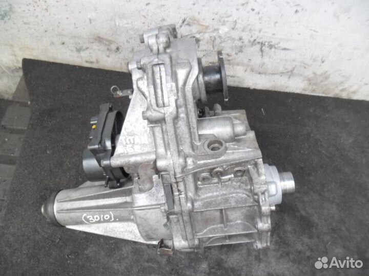 Коробка раздаточная Nissan Titan