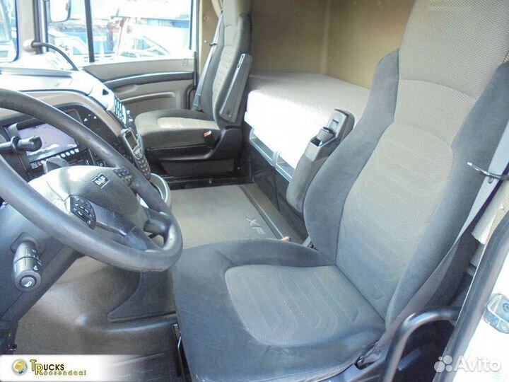 В разборке грузовик DAF, XF105 2005-2010