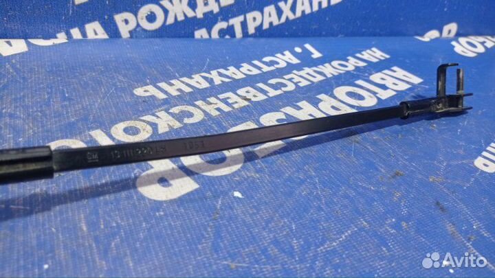 Левый поводок дворника Opel Astra H универсал