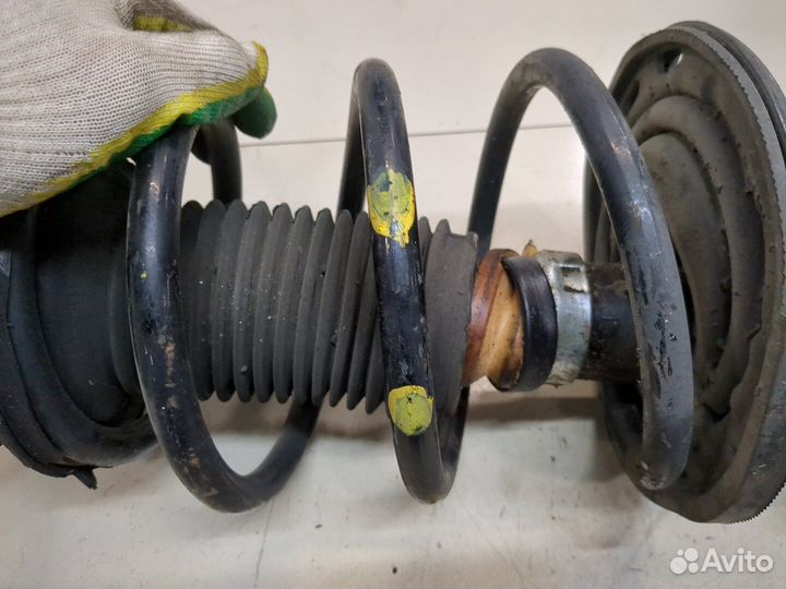 Амортизатор подвески правый передний Toyota Camry V40, 2008