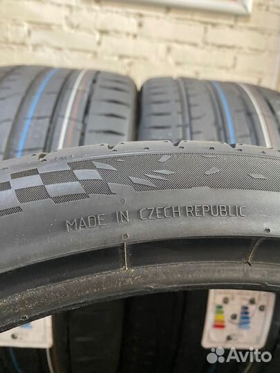 Continental ContiSportContact 7 285/30 R21 и 255/35 R21 100Y