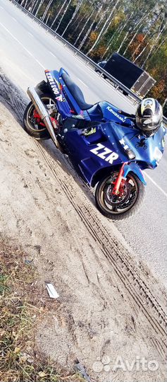 Кавасаки ZZ-R1100-2