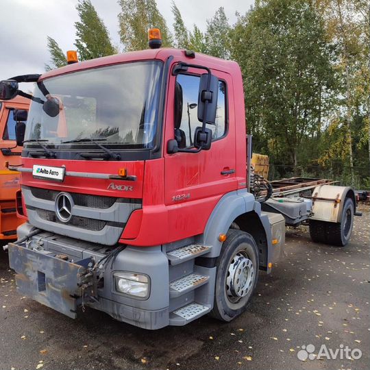 Кдм 7993-35 на шасси Mercedes-Benz Axor 1824