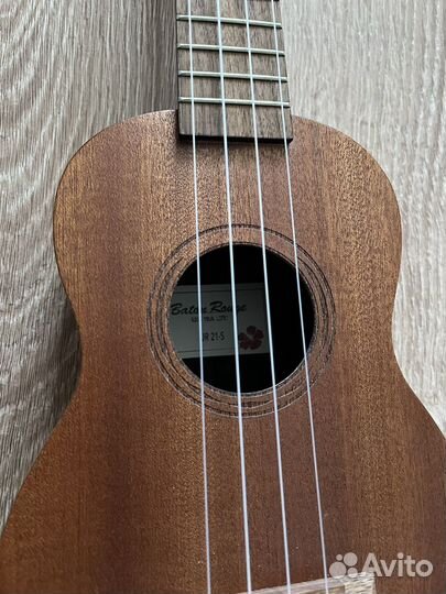 Укулеле Сопрано Baton Rouge UR-21S