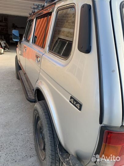 LADA 4x4 (Нива) 1.7 МТ, 2011, 96 000 км