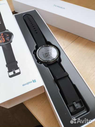 Смарт-часы TicWatch Pro 3 Ultra GPS