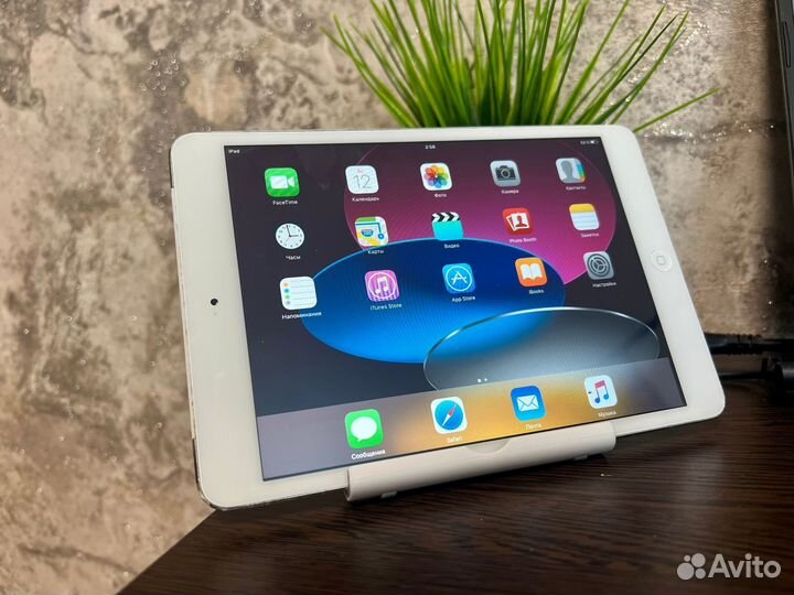 Планшет iPad белый - мини