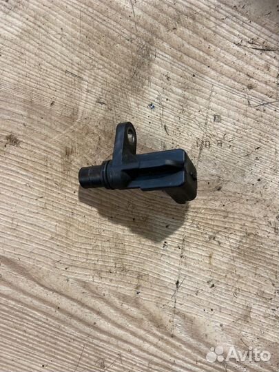 Датчик положения распредвала Citroen C4 LC EP6