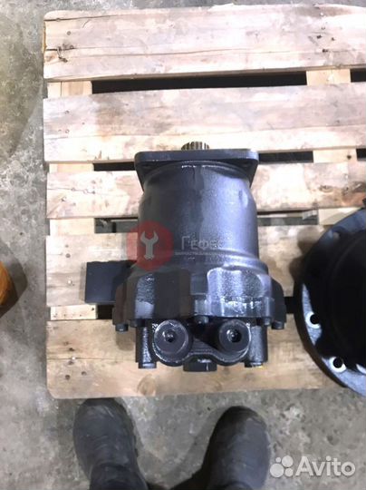 Гидромотор редуктора поворота EC360 Prime 14512786