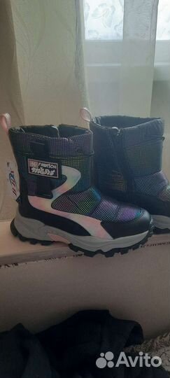 Ботинки зимние для девочки 33 размер новые