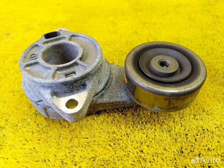 Натяжитель ремня генератора передний Honda