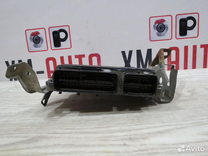 Блок управления двигателем Toyota Corolla 150