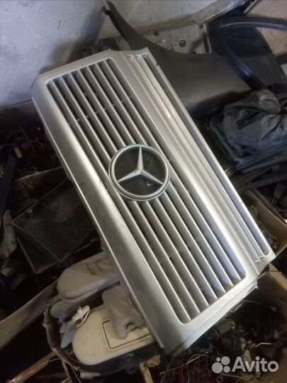 Решетка радиатора gclass w463