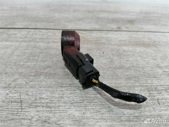 Датчик детонации Пежо 308 408 3008 С4 DS4 Ситрое