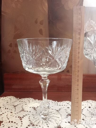 Хрустальная Конфетница на ножке