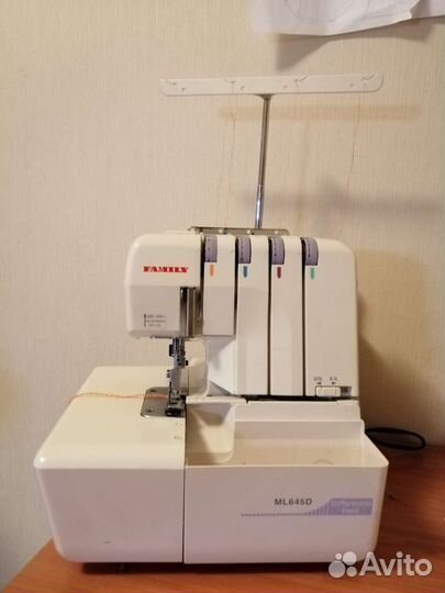Швейная машина оверлок family ML645D